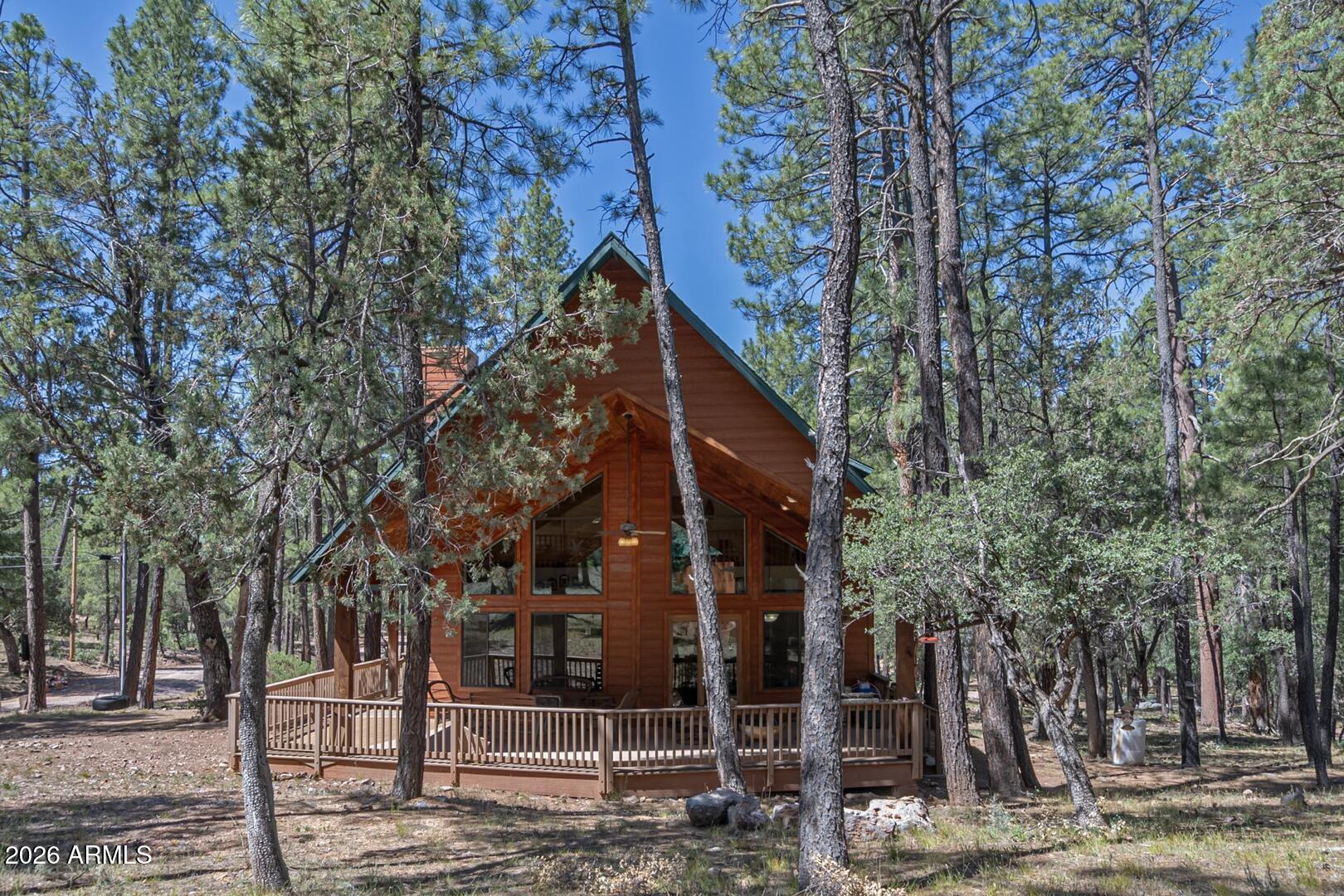 312 N LAZY Q Trail