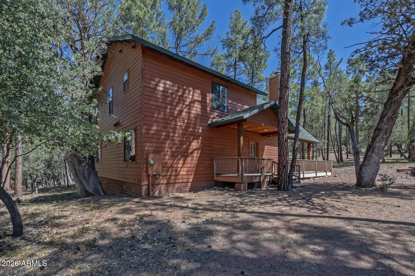 312 N LAZY Q Trail