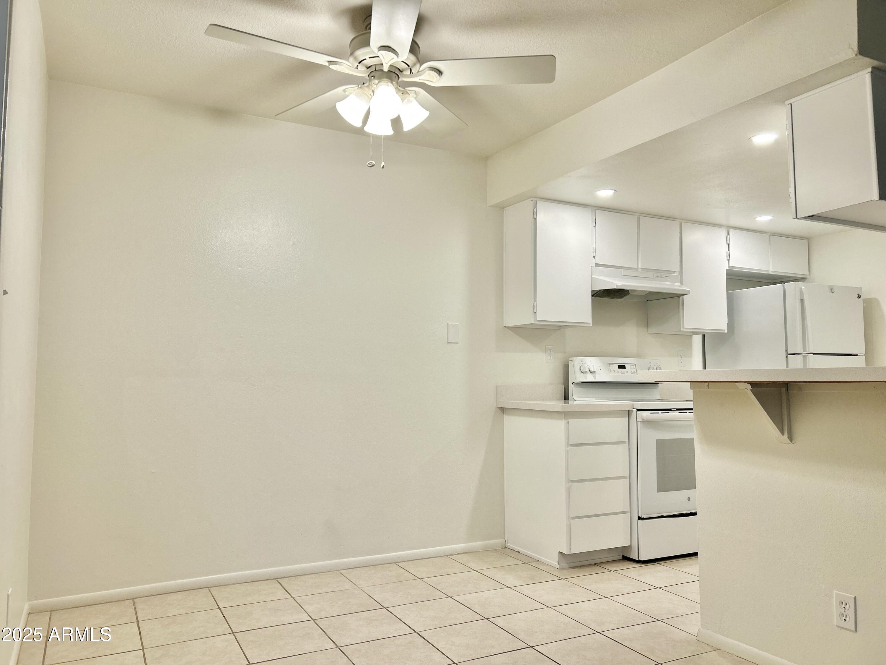 1111 E UNIVERSITY Drive 120