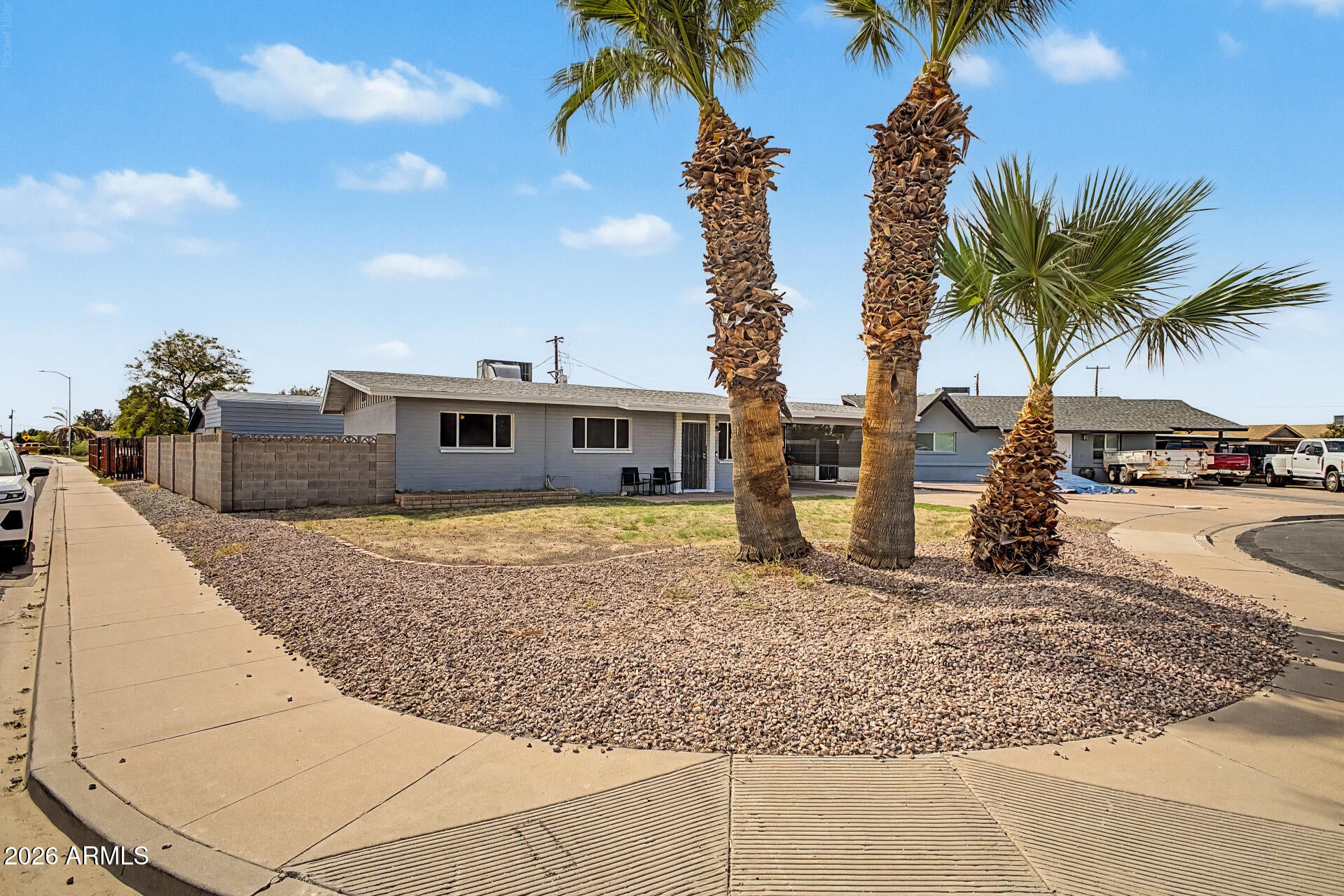 1056 W HEATHER Drive