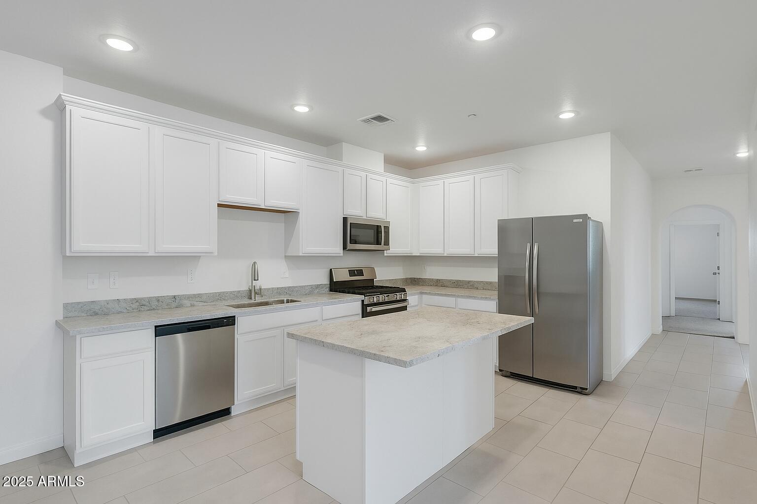 207 S BEAVER Street 202