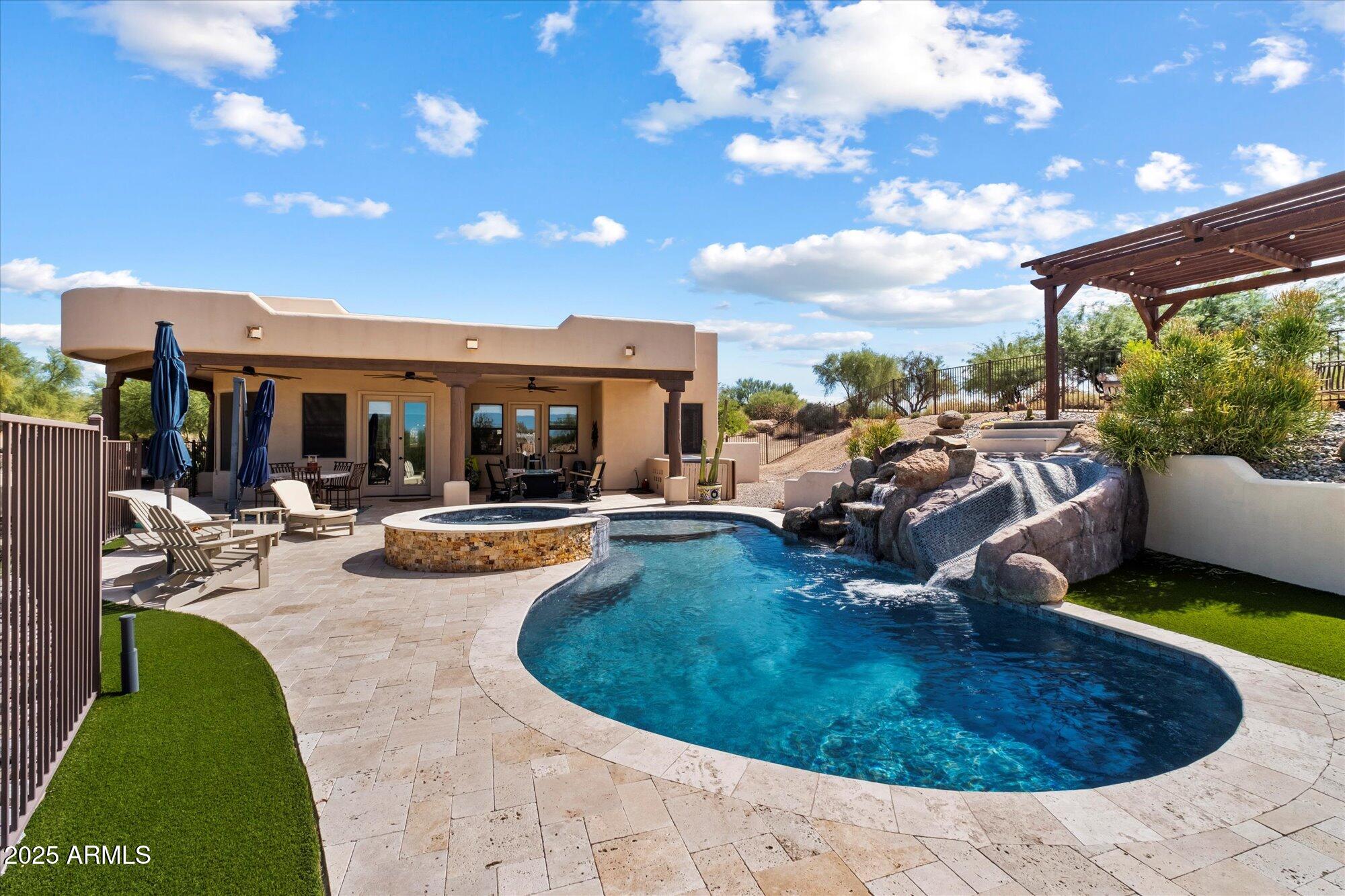 37042 N TREE LINED Trail