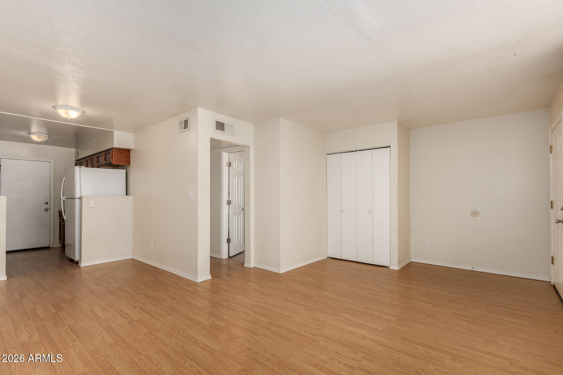 1204 W 5TH Street 3