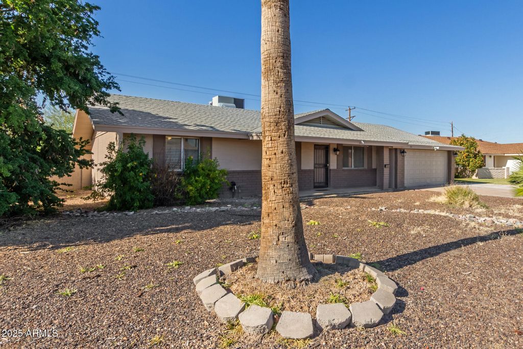 Photo of 2710 S Terrace Road, Tempe, AZ 85282 (MLS # 6959013)
