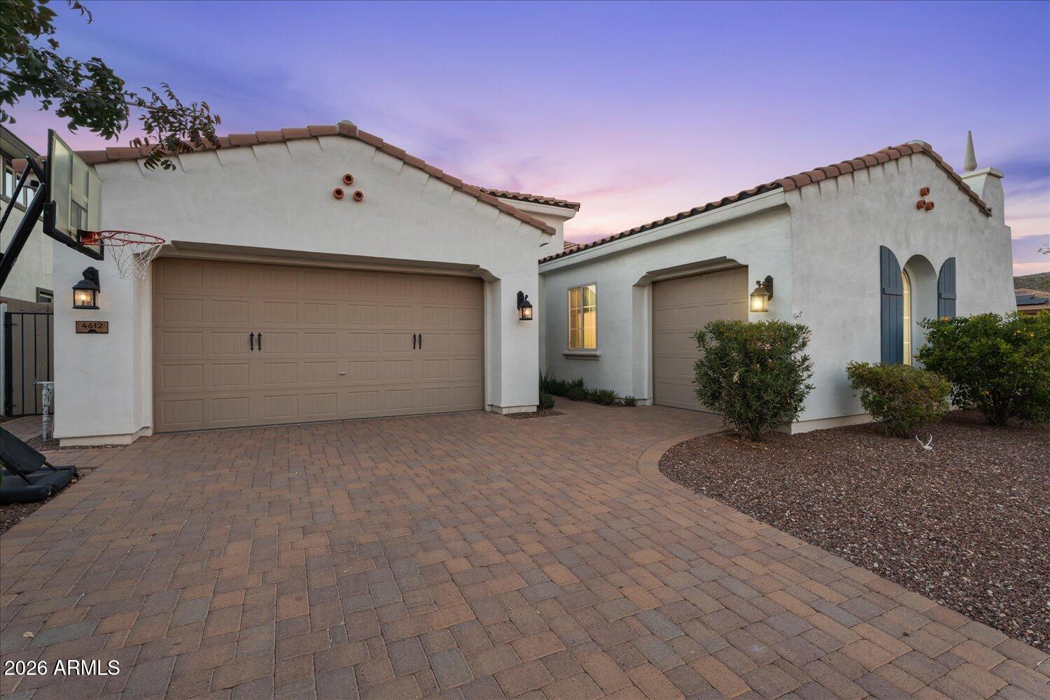 4612 N Arbor Way