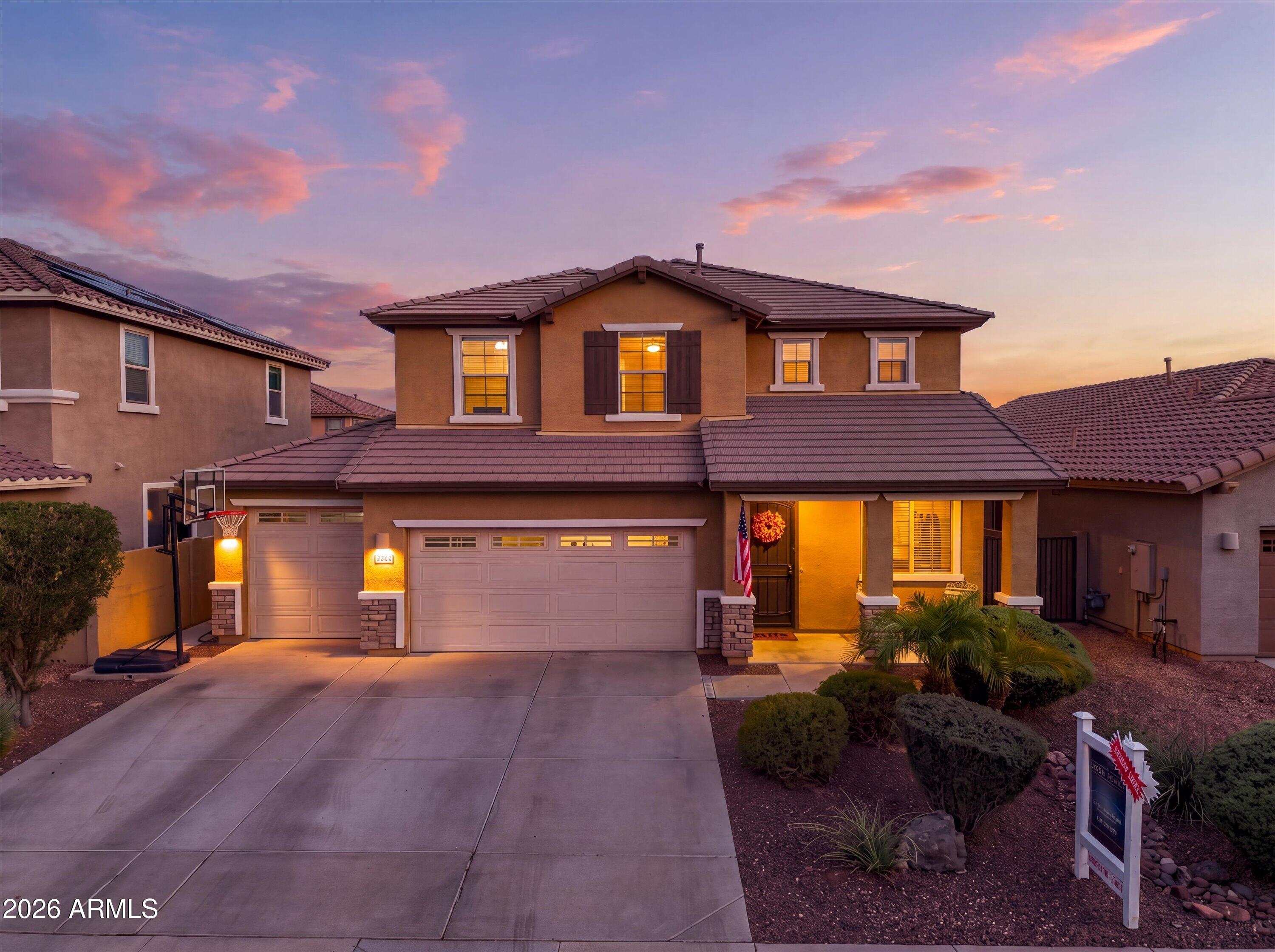 3501 E APRICOT Lane