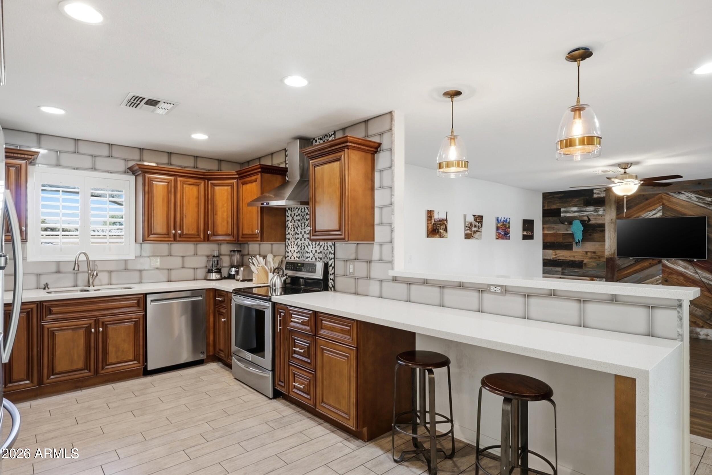 INDIAN MEADOWS - Residential