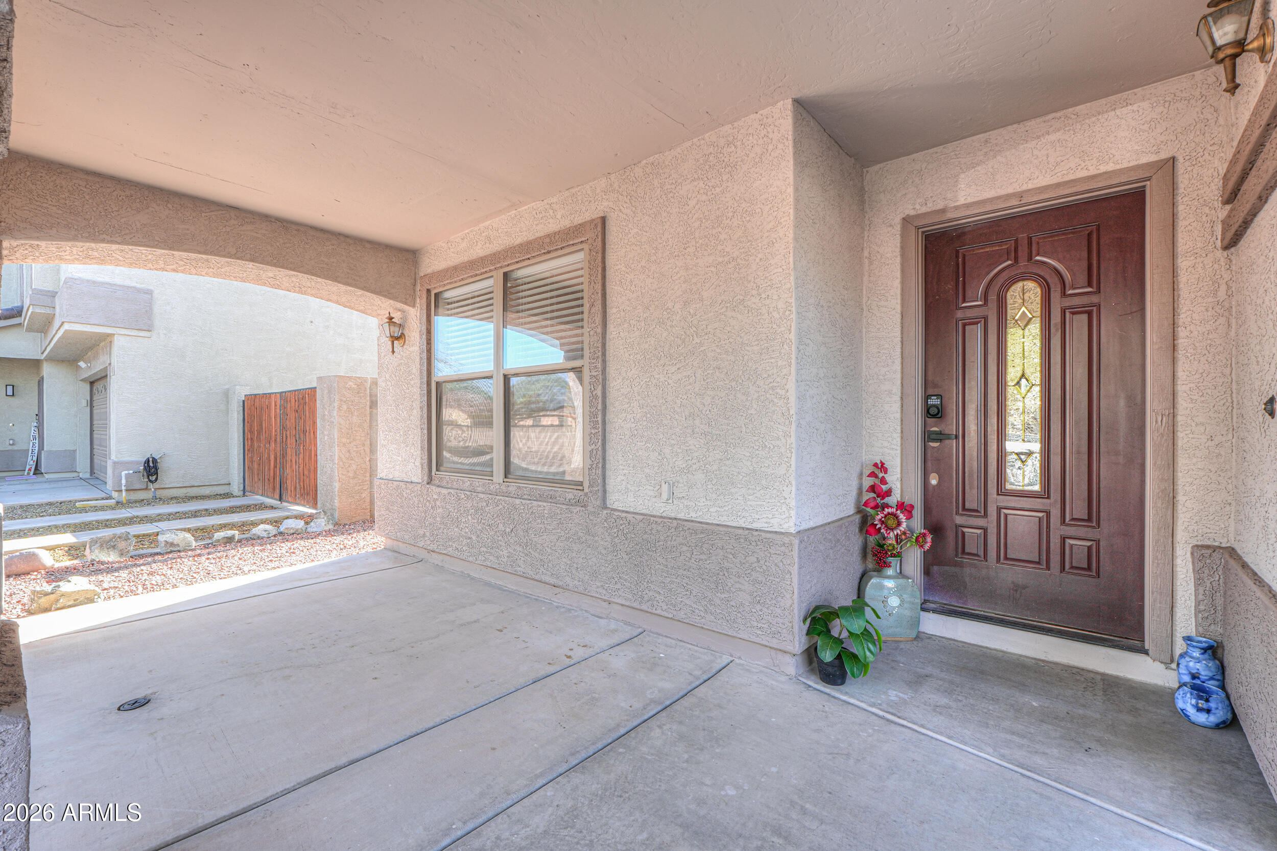 533 W PRICKLY PEAR Drive