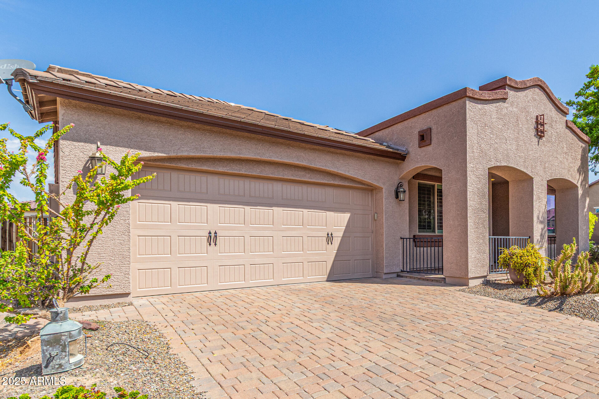 17504 W REDWOOD Lane