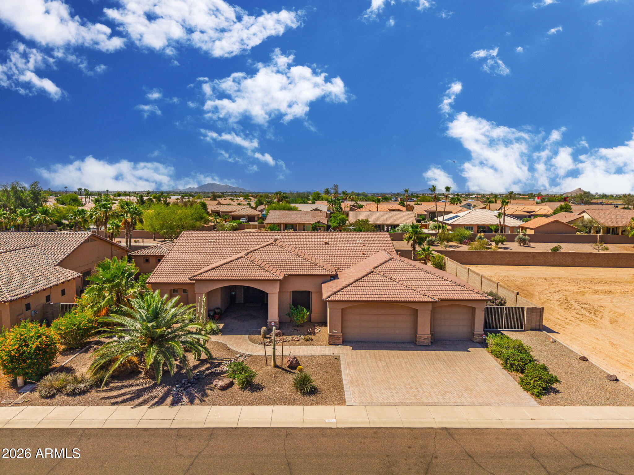 227 W AUBURN SKY Court