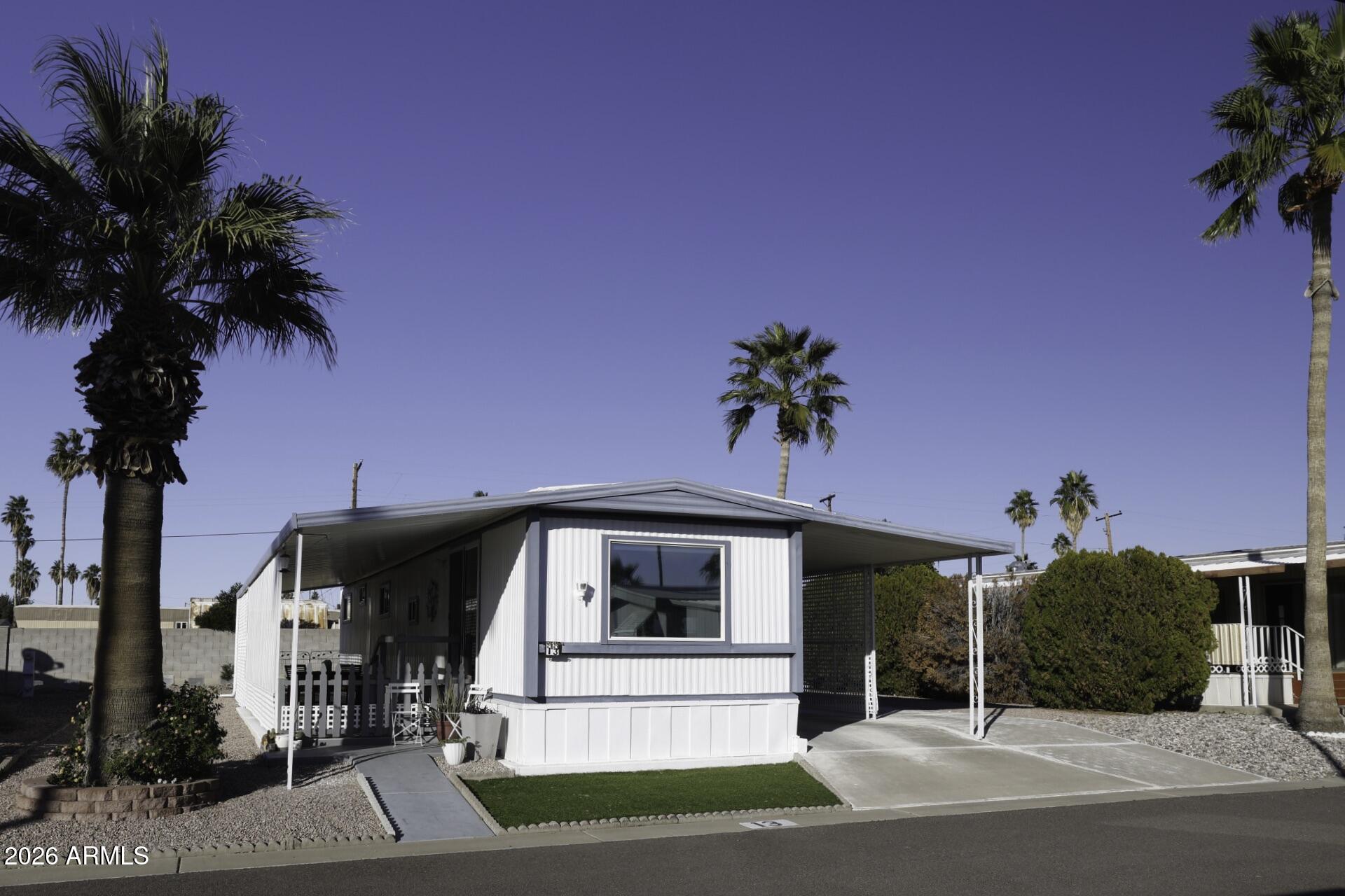 8600 E BROADWAY Road 13