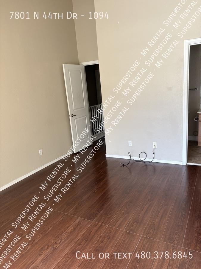 7801 N 44th Drive 1094