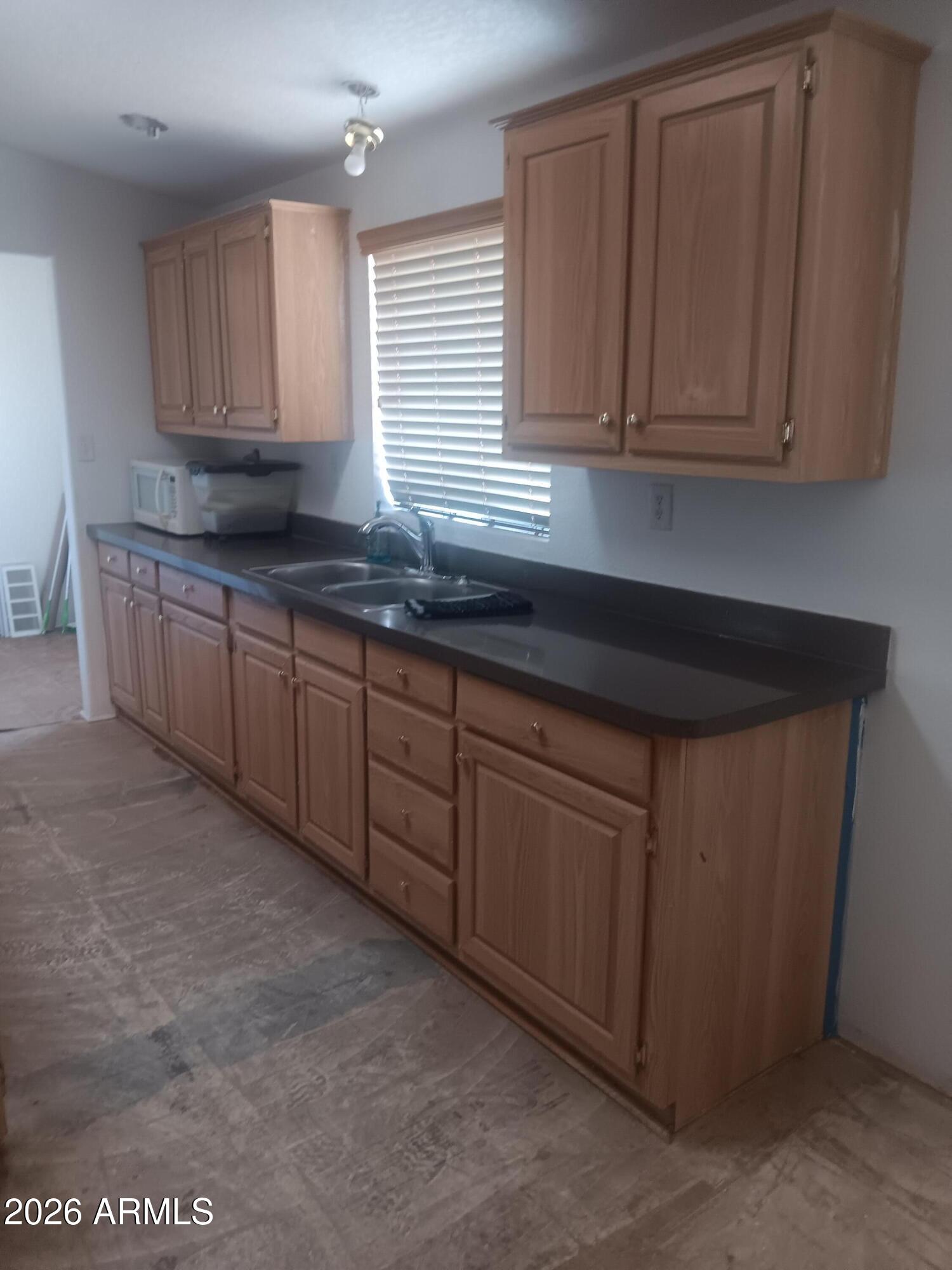 23076 E SAHARA Drive