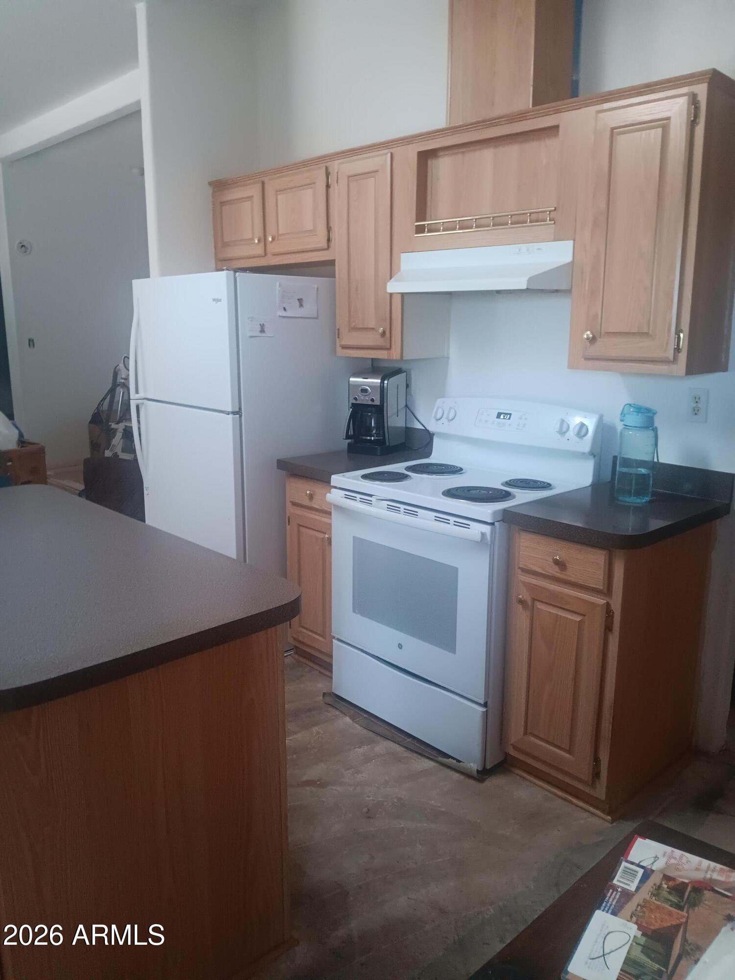 23076 E SAHARA Drive