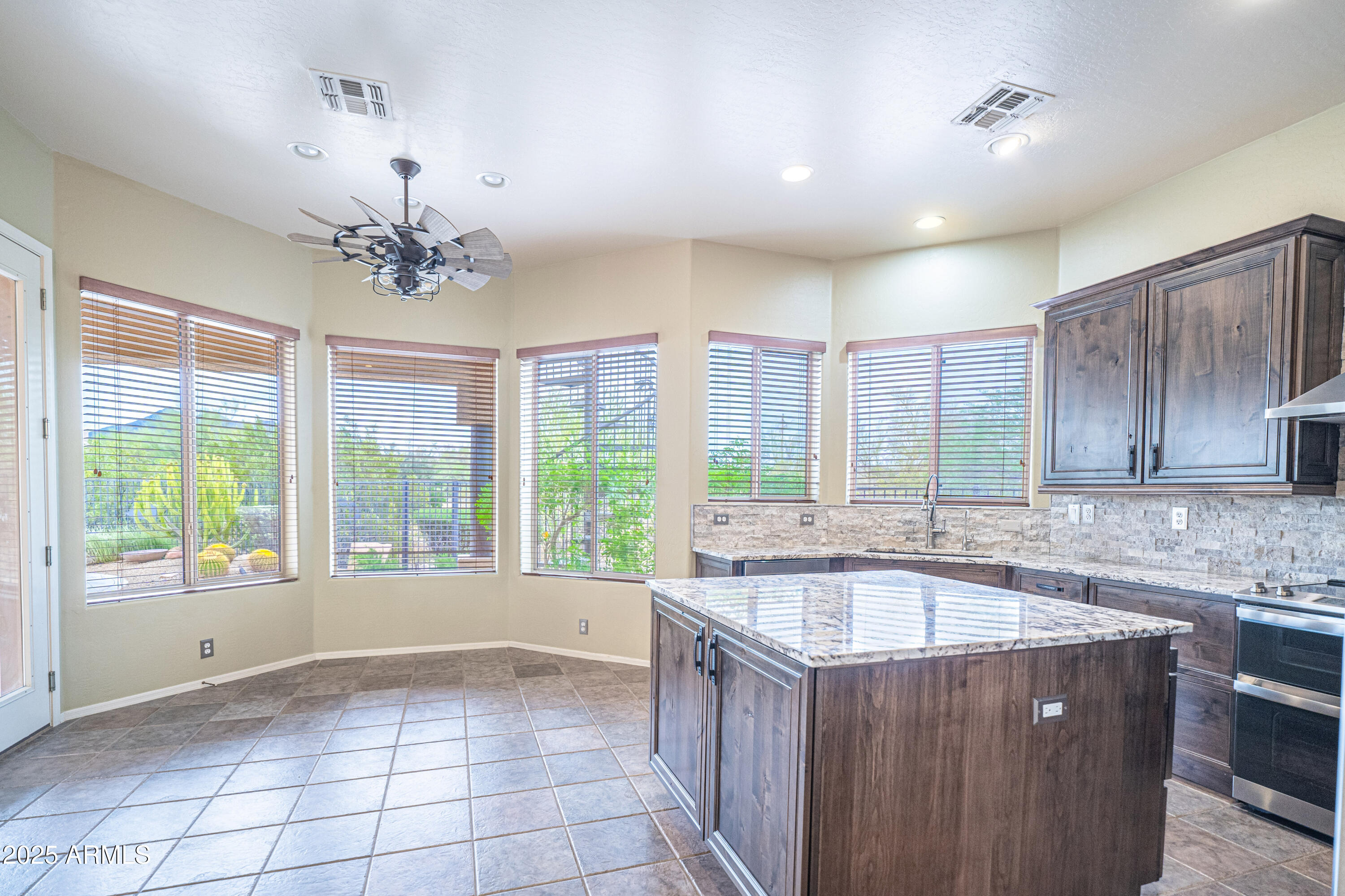 Cave Creek, Arizona 85331, United States, 3 Bedrooms Bedrooms, ,3 BathroomsBathrooms,Residential,Active,136950