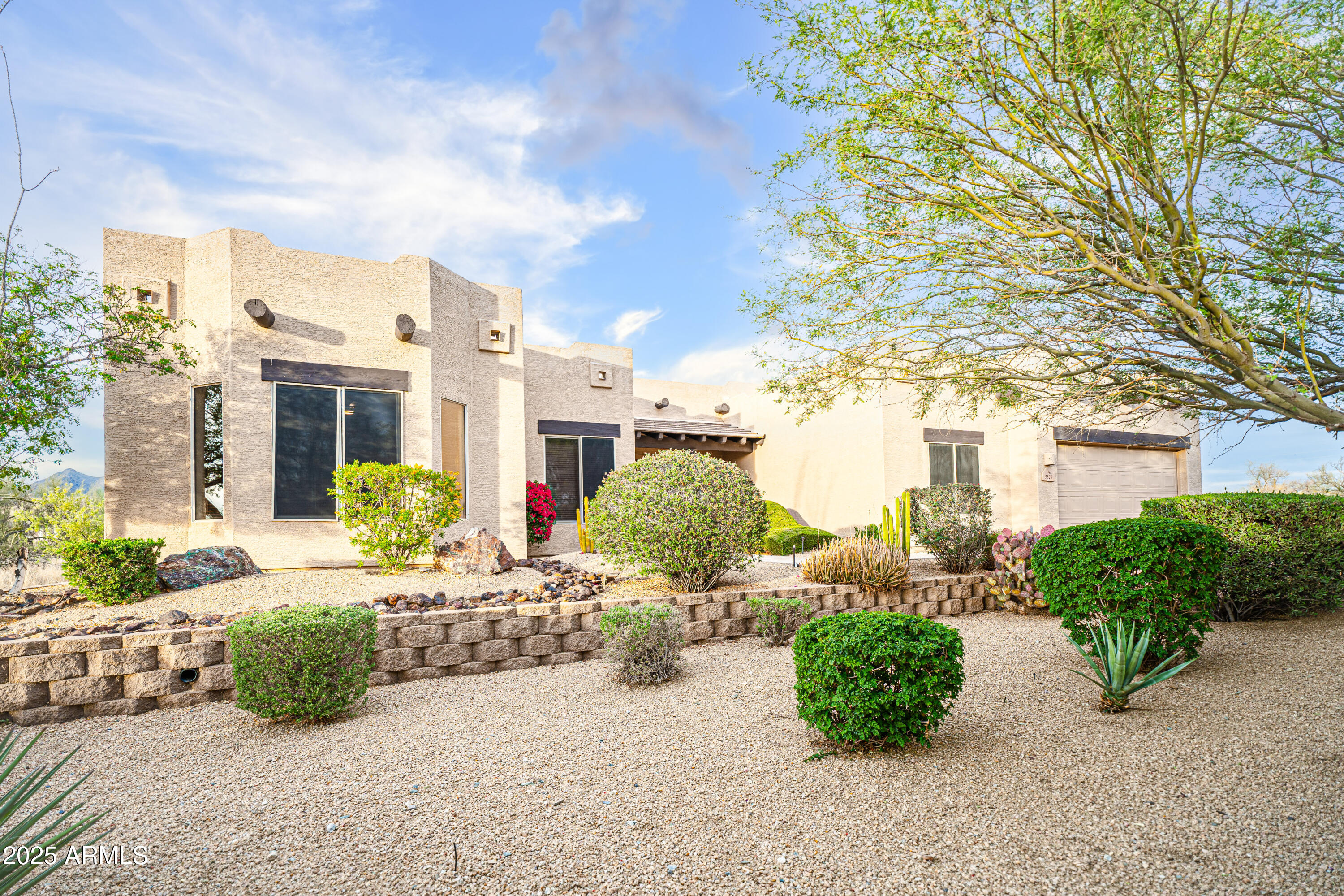 5520 E DESERT FOREST Trail