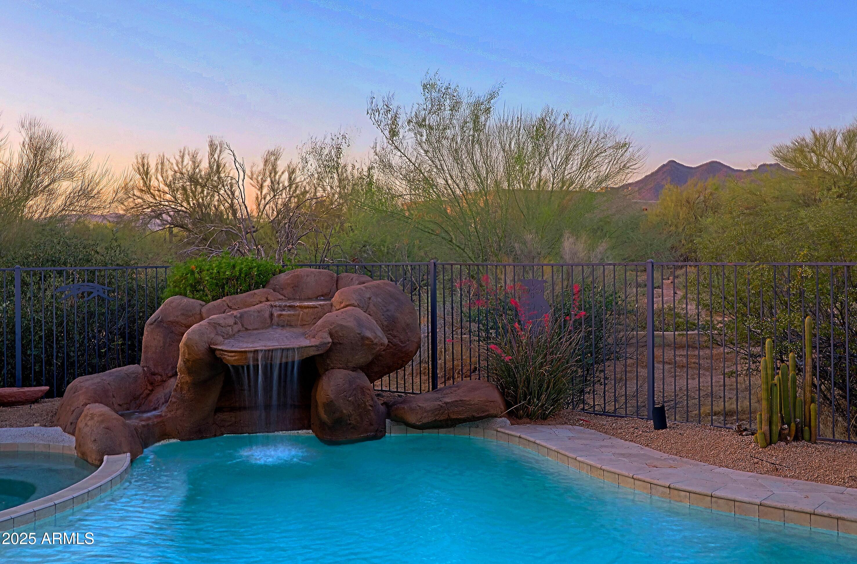 Cave Creek, Arizona 85331, United States, 3 Bedrooms Bedrooms, ,3 BathroomsBathrooms,Residential,Active,136950