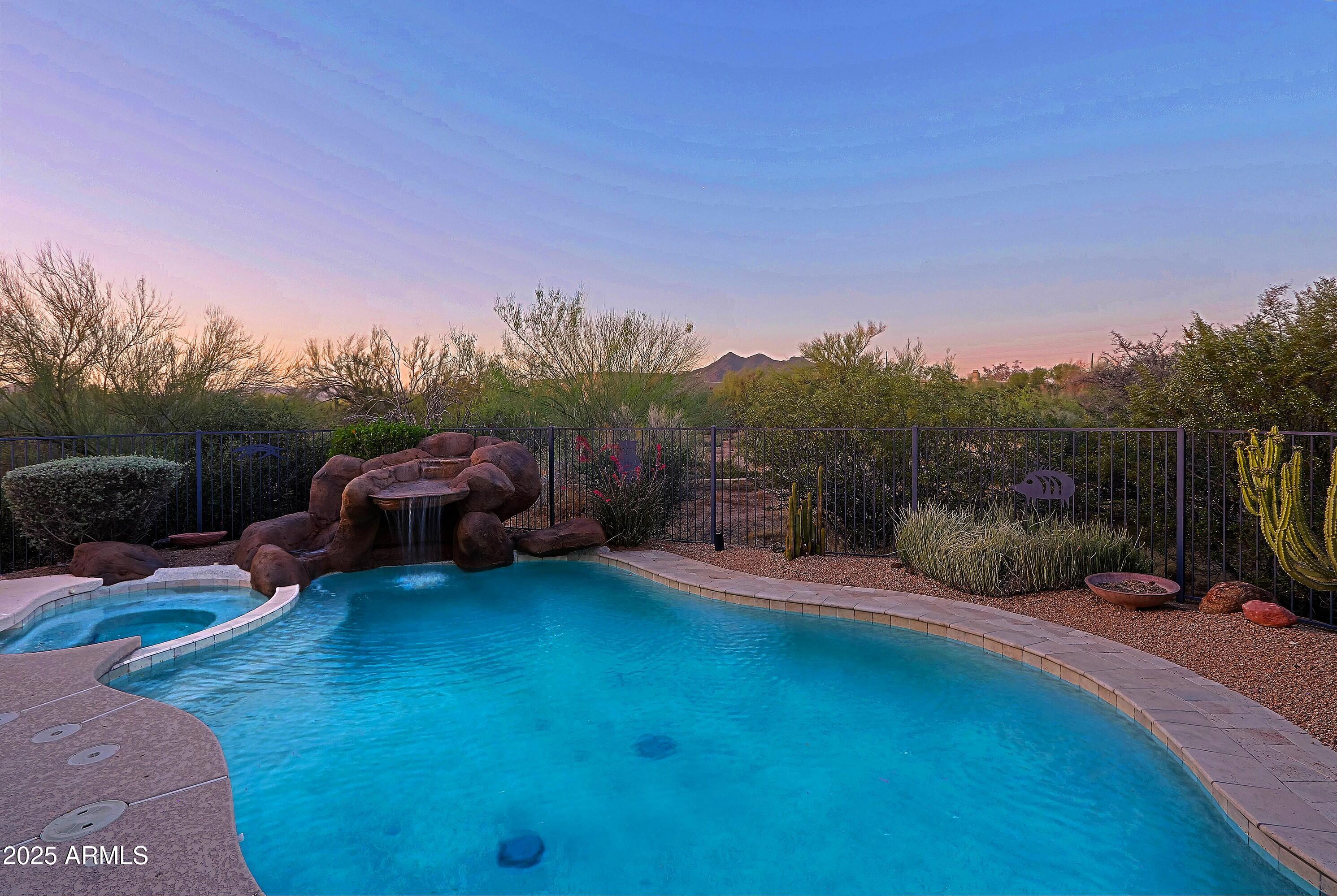 Cave Creek, Arizona 85331, United States, 3 Bedrooms Bedrooms, ,3 BathroomsBathrooms,Residential,Active,136950