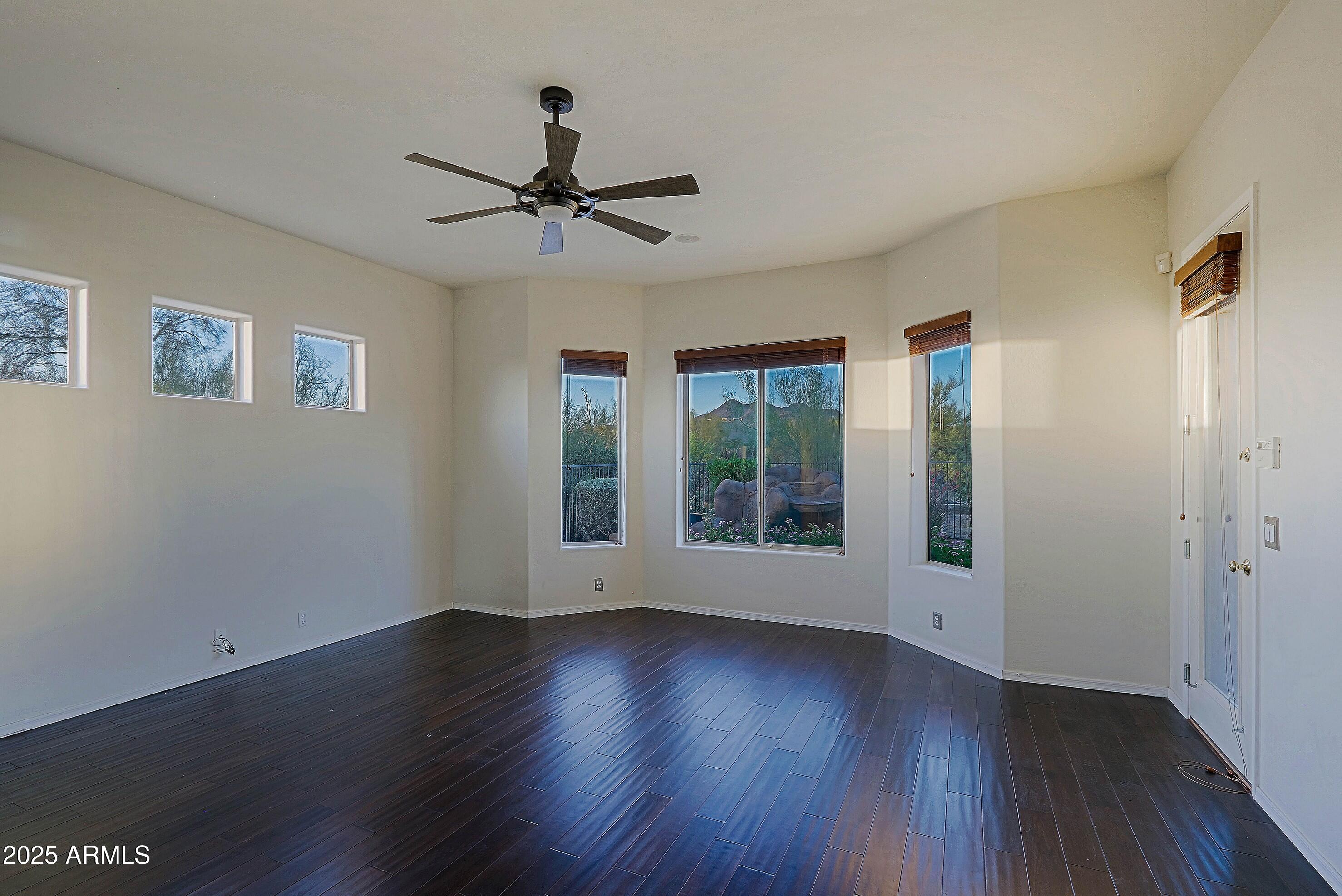 Cave Creek, Arizona 85331, United States, 3 Bedrooms Bedrooms, ,3 BathroomsBathrooms,Residential,Active,136950