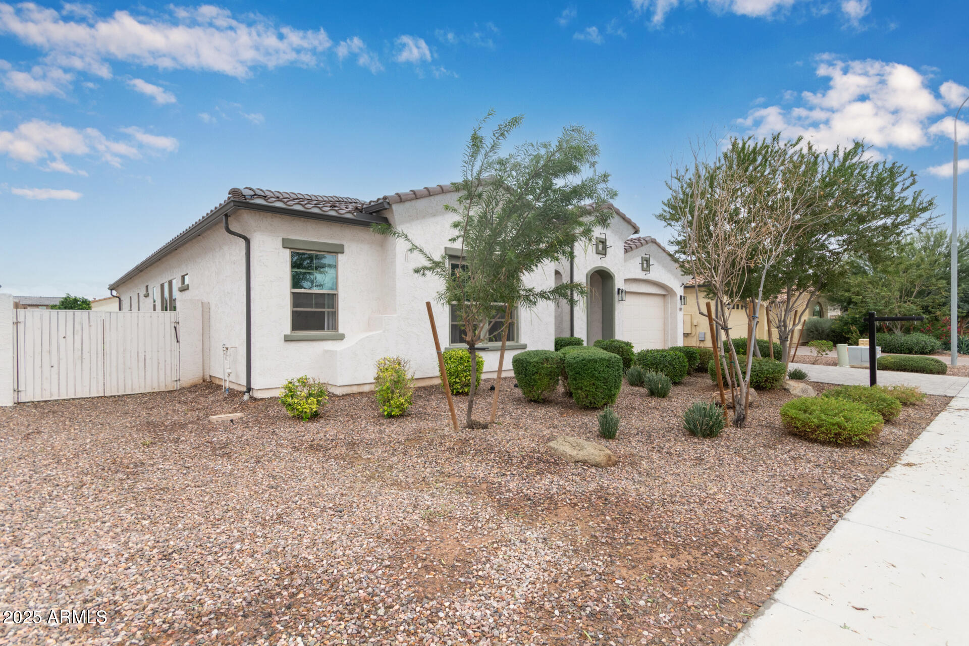 11807 W PARKWAY Lane