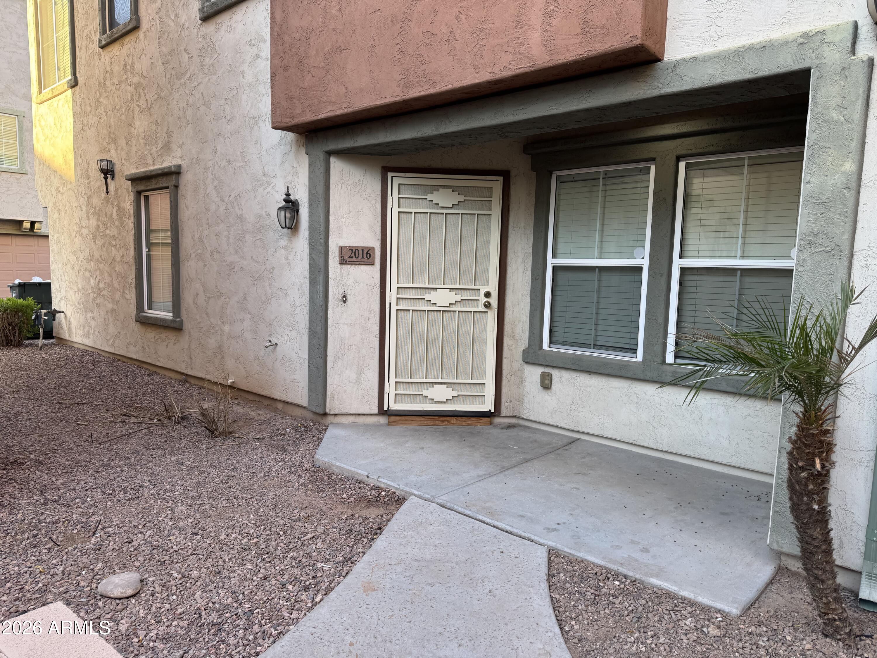 2016 N 78th Glen