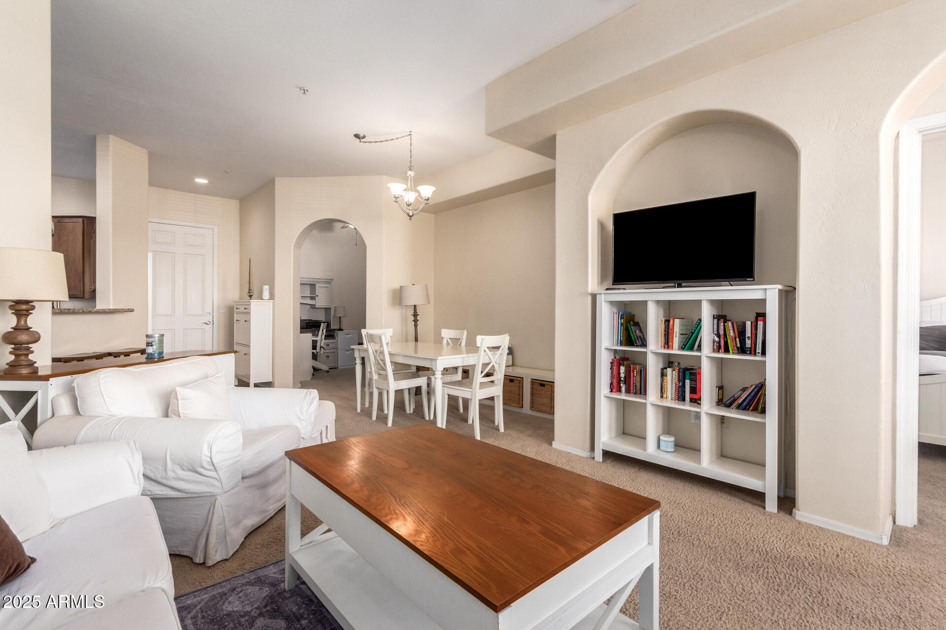 14575 W MOUNTAIN VIEW Boulevard 11214