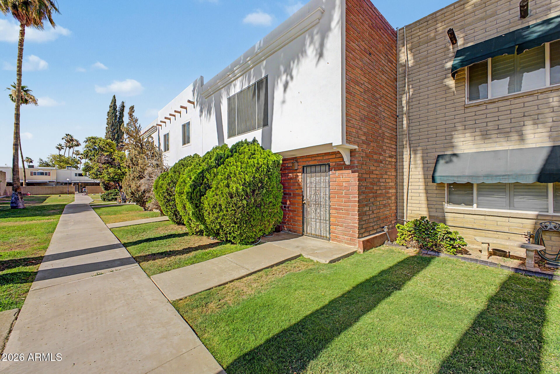 463 N LESUEUR --