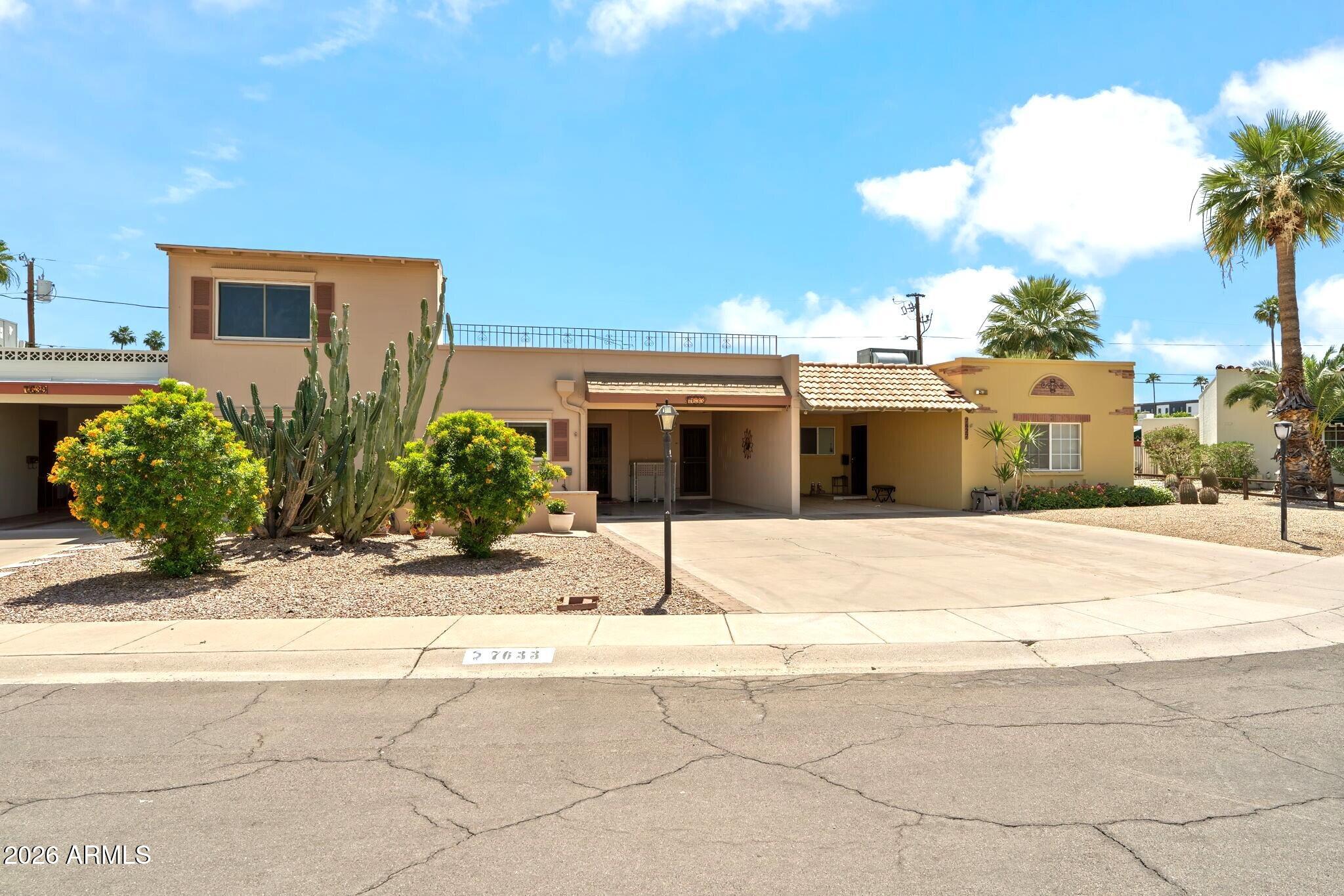 7633 E MEADOWBROOK Avenue