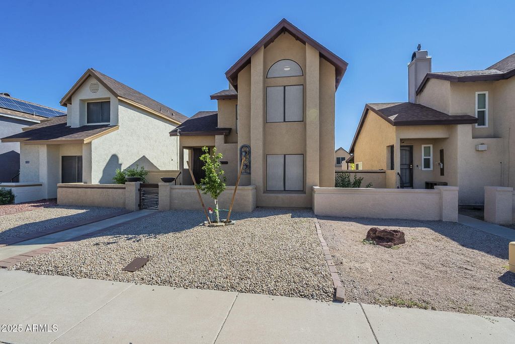 Photo of 6717 W Aire Libre Avenue, Peoria, AZ 85382 (MLS # 6922992)