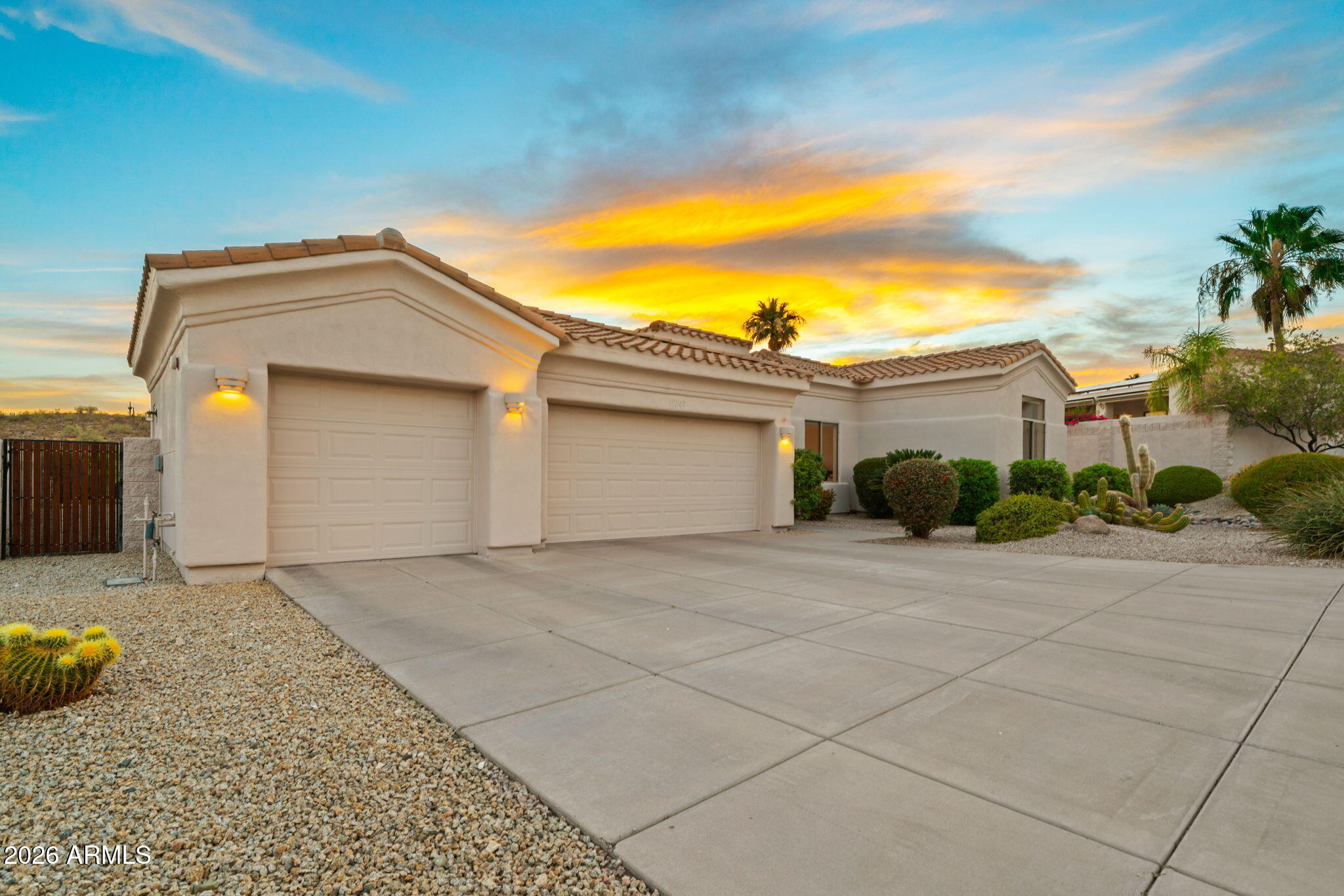 15207 E Redrock Drive