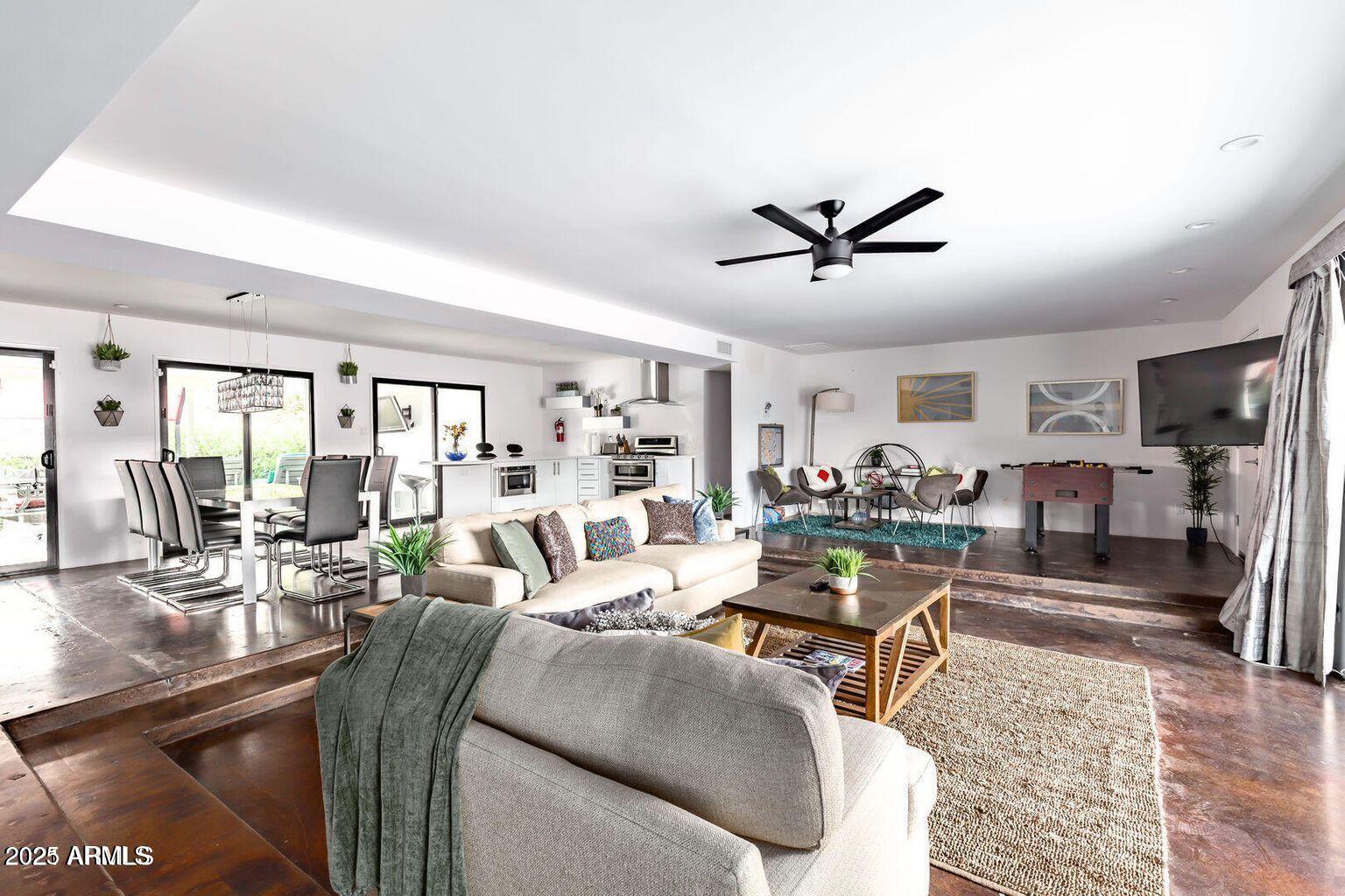 5002 N 38TH Place