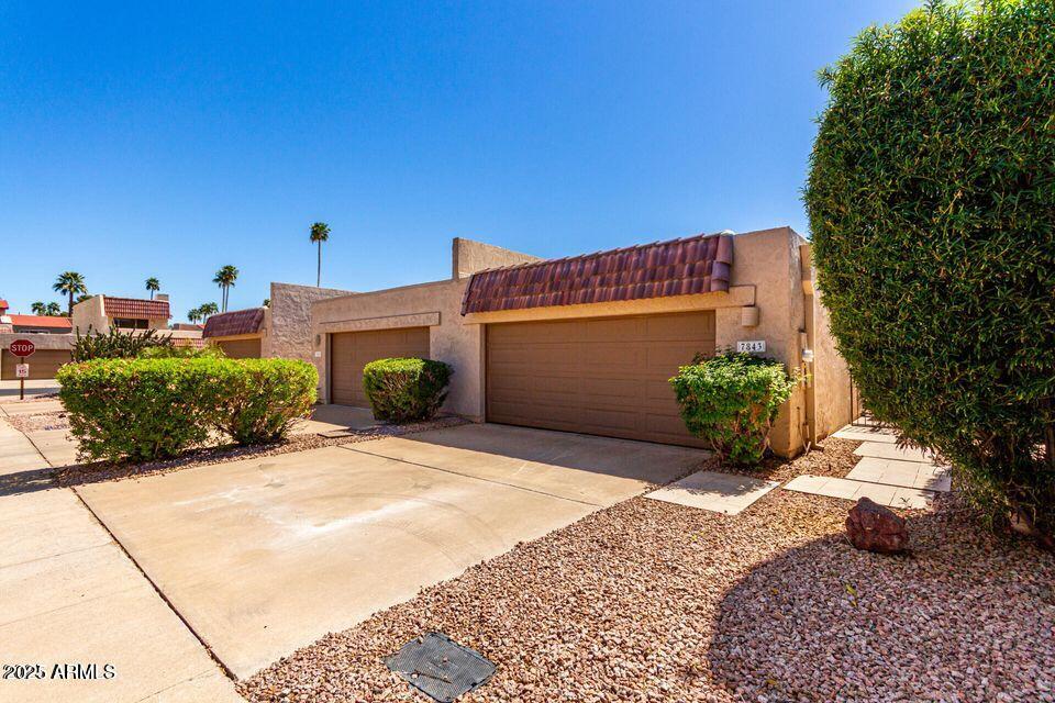 7843 E VALLEY VIEW Road