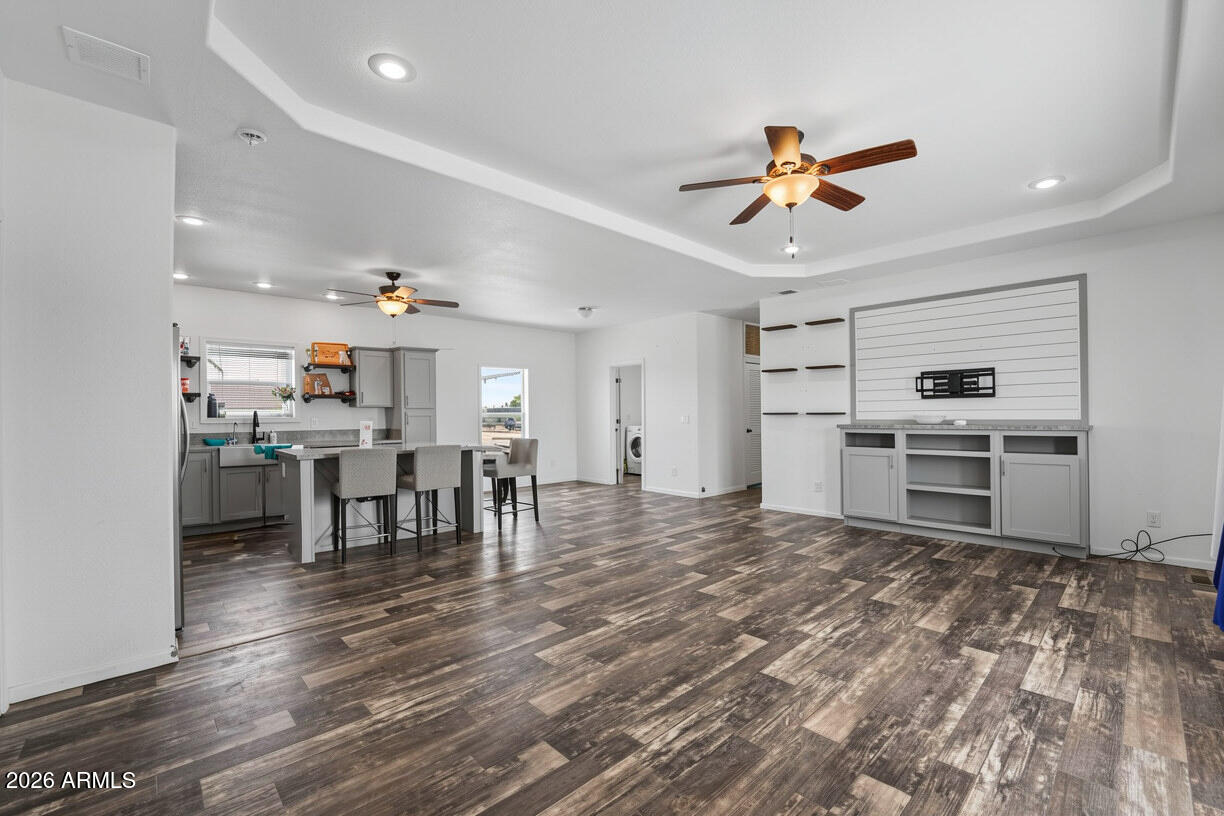 20318 W ARLINGTON Road