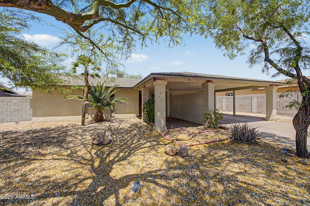 Photo of 18226 N 10th Drive, Phoenix, AZ 85023 (MLS # 7039198)