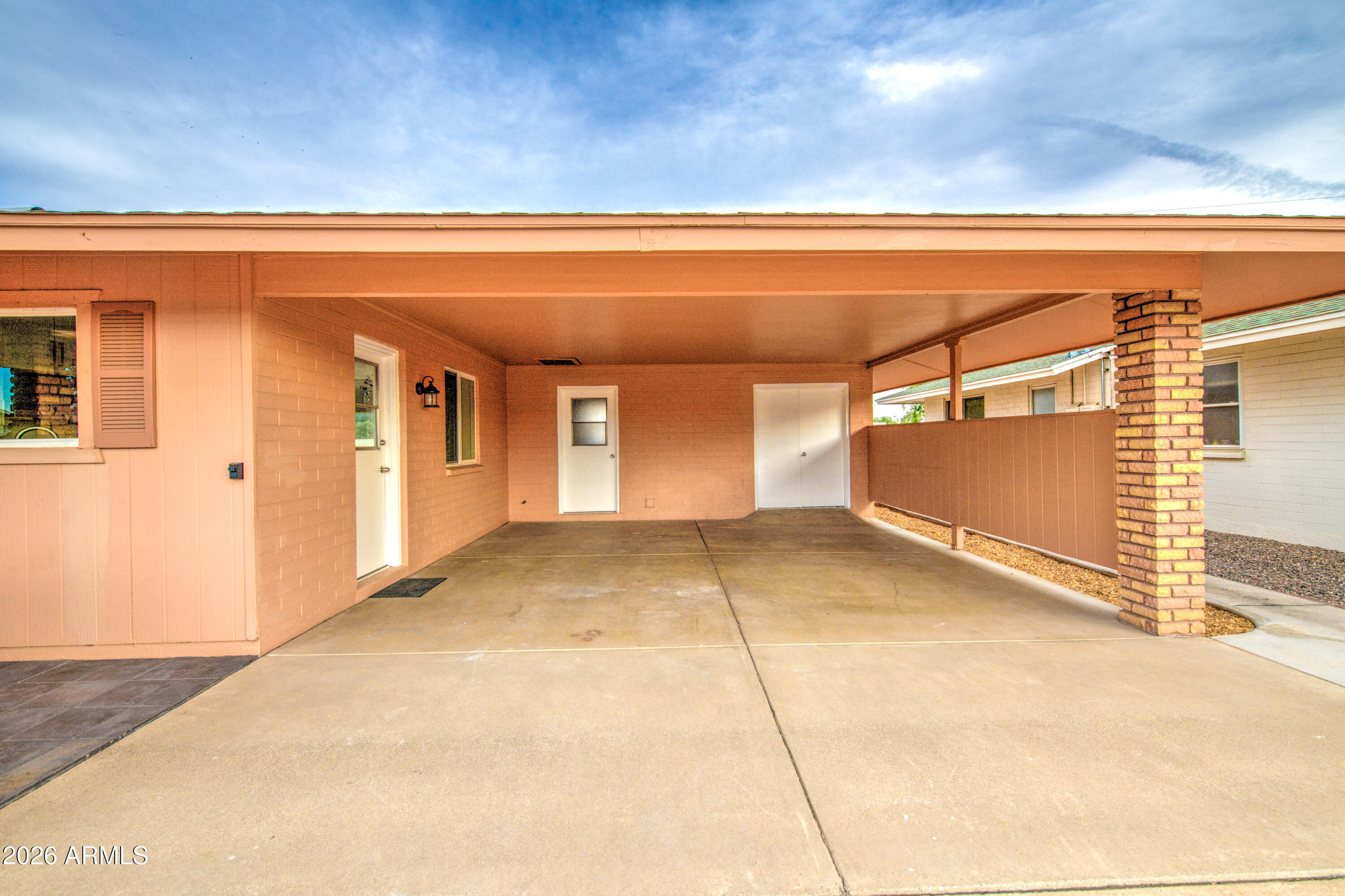 10355 W CARON Drive