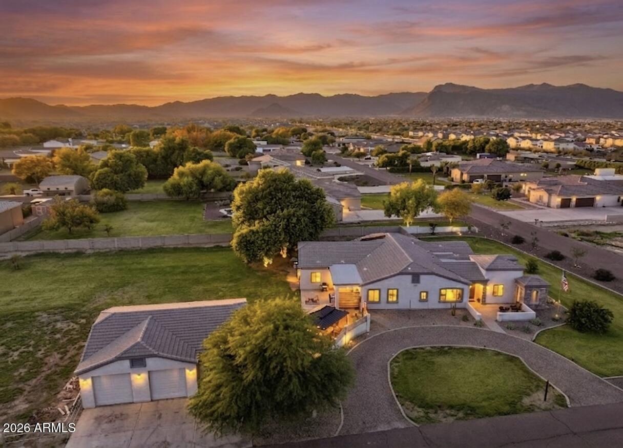 18811 W COLLEGE Drive