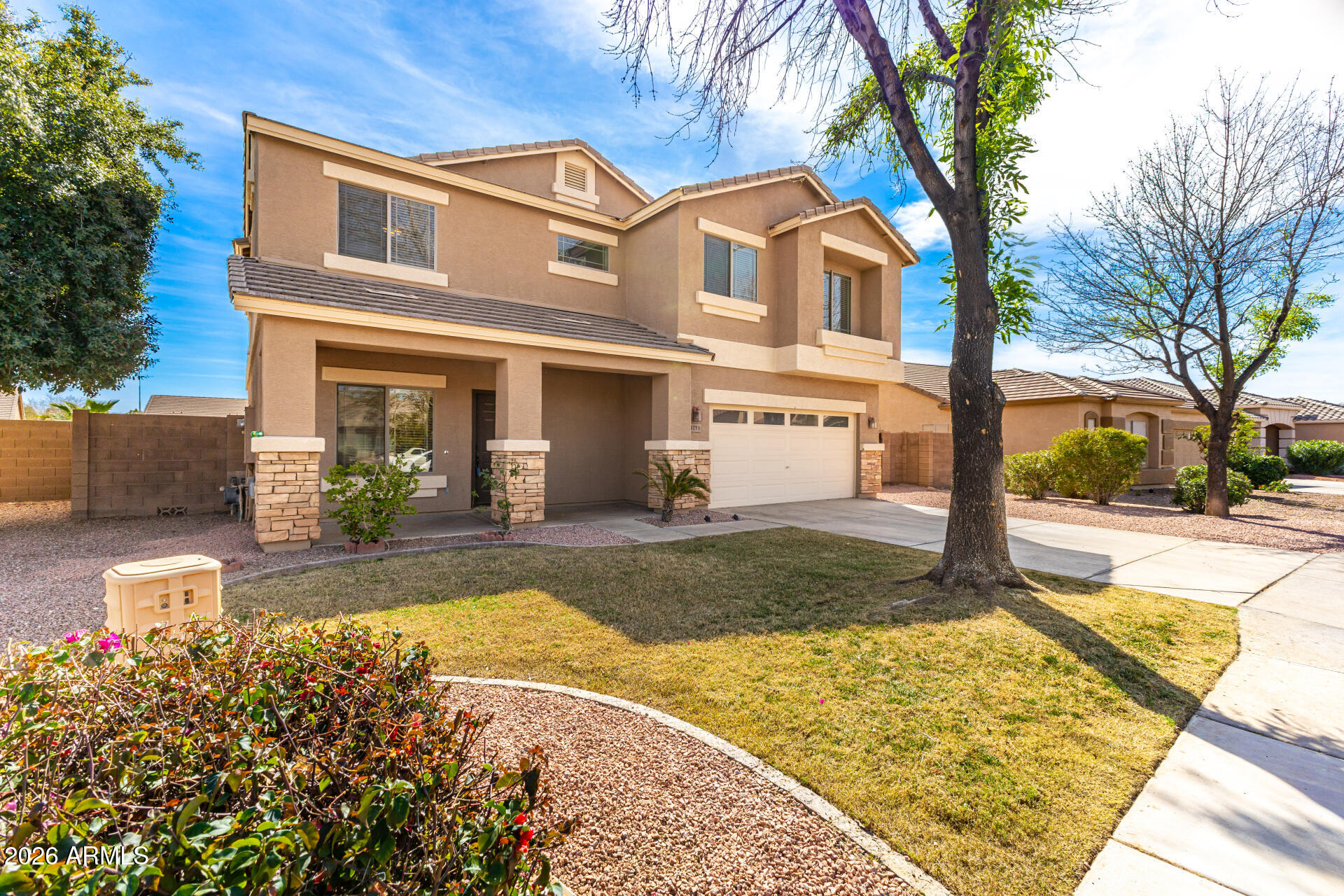 4253 E COLONIAL Drive