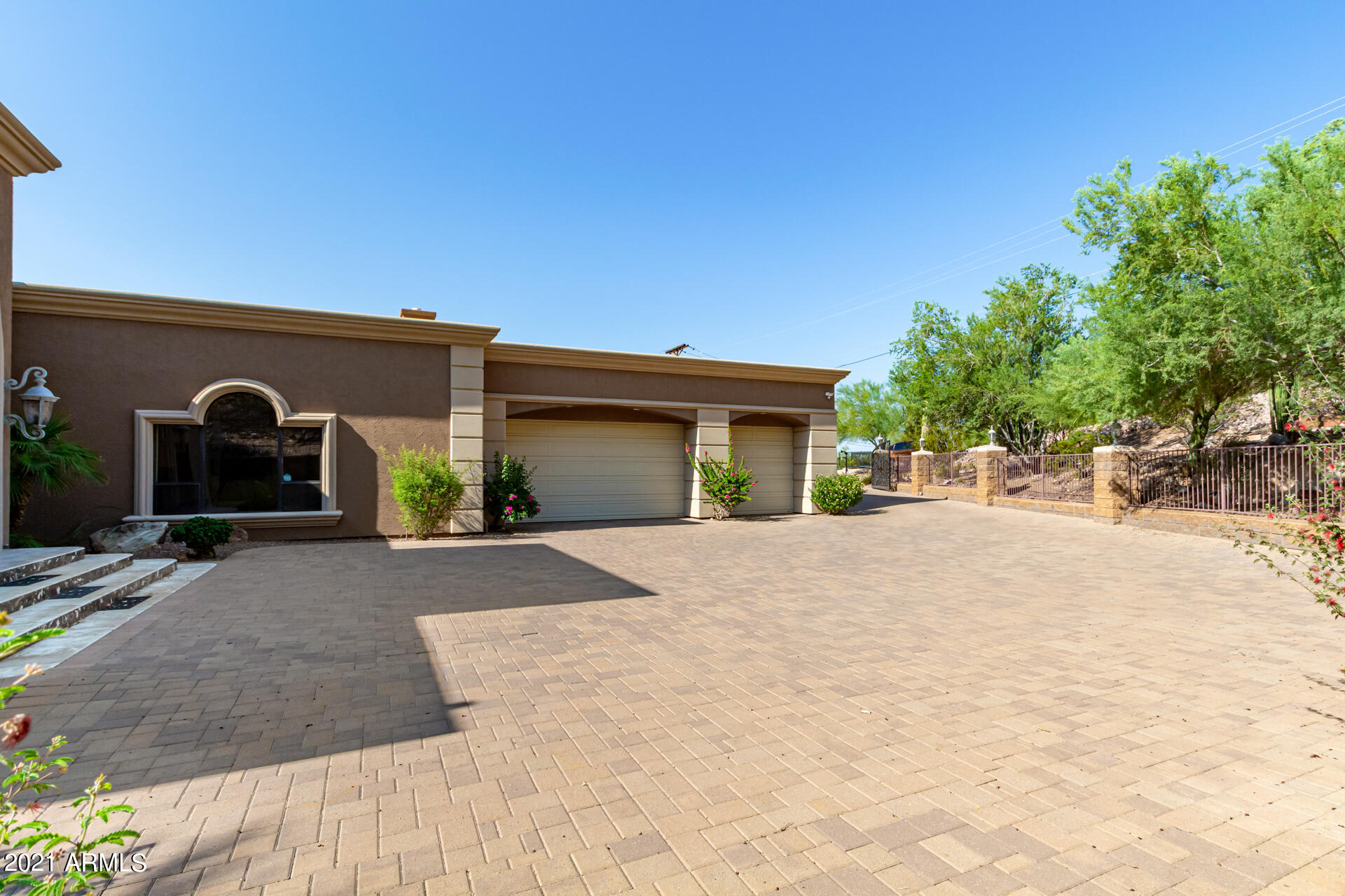 RED ROCK - Residential