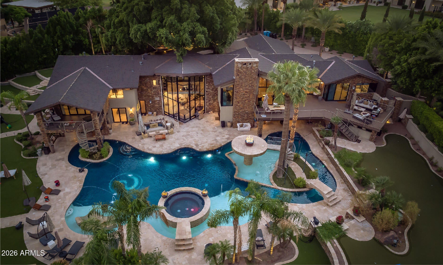 5040 N ARCADIA Drive