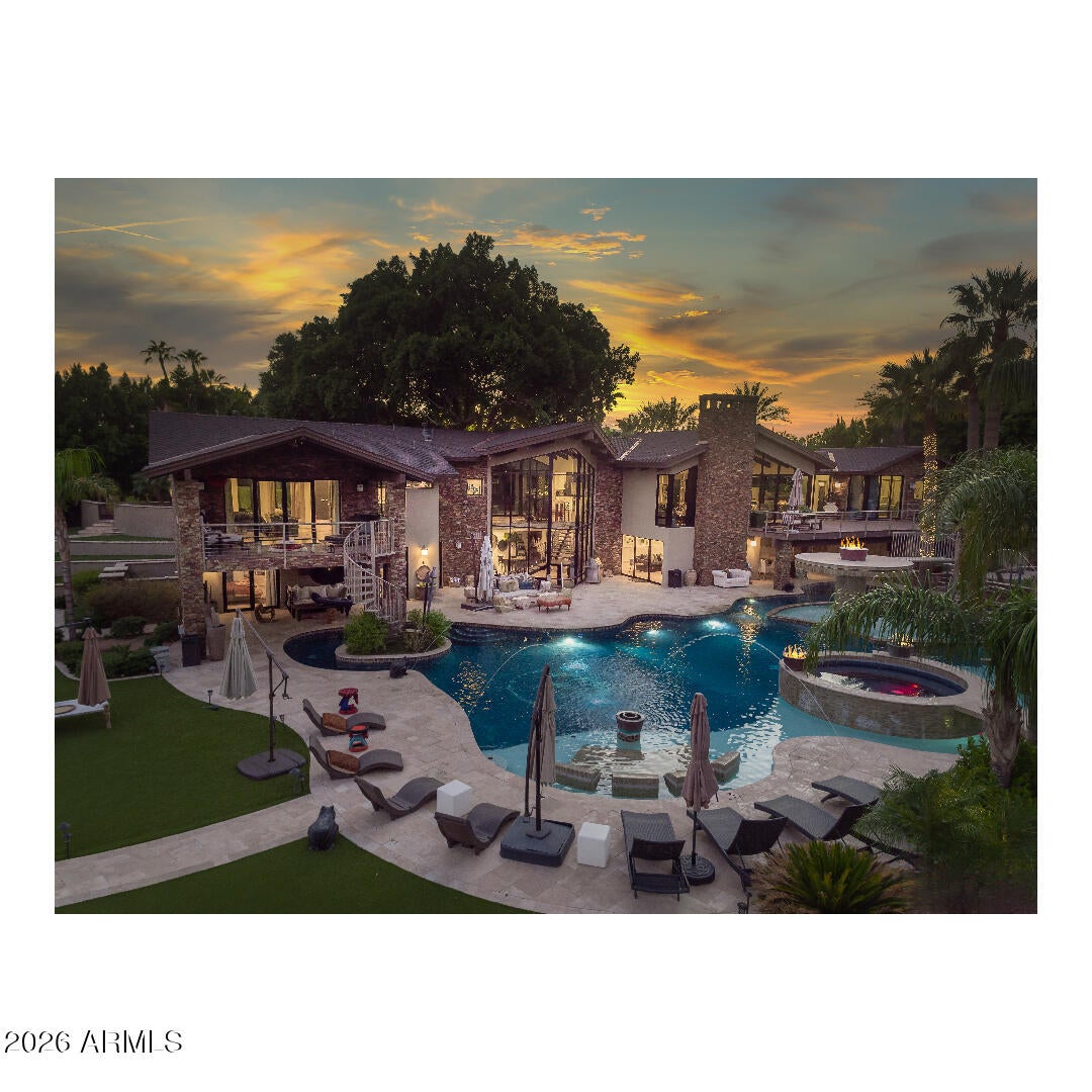 5040 N ARCADIA Drive
