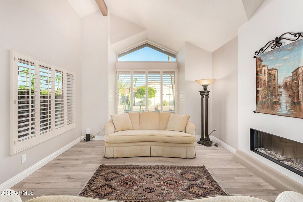 Photo of 10303 E Caron Street, Scottsdale, AZ 85258 (MLS # 6943857)