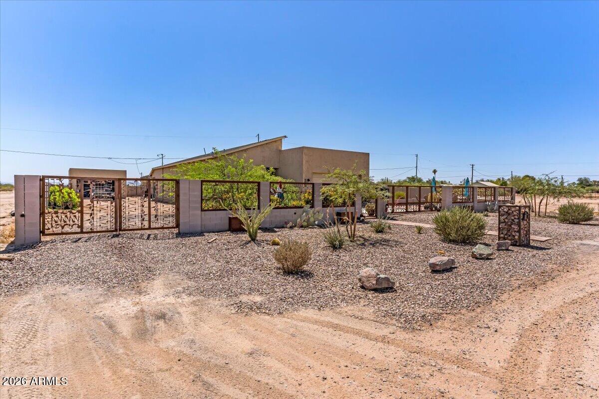 4225 N VALLEY Road