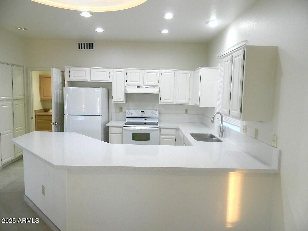 Photo of 15025 W Yosemite Drive, Sun City West, AZ 85375 (MLS # 6939463)