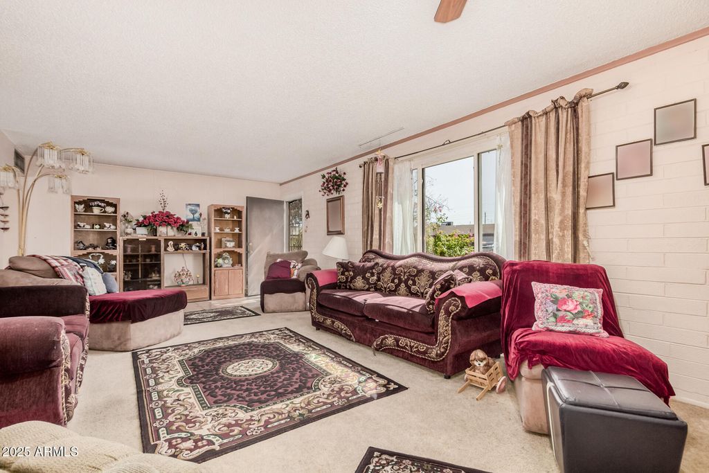 Photo of 5858 W Minnezona Avenue, Phoenix, AZ 85031 (MLS # 6937274)