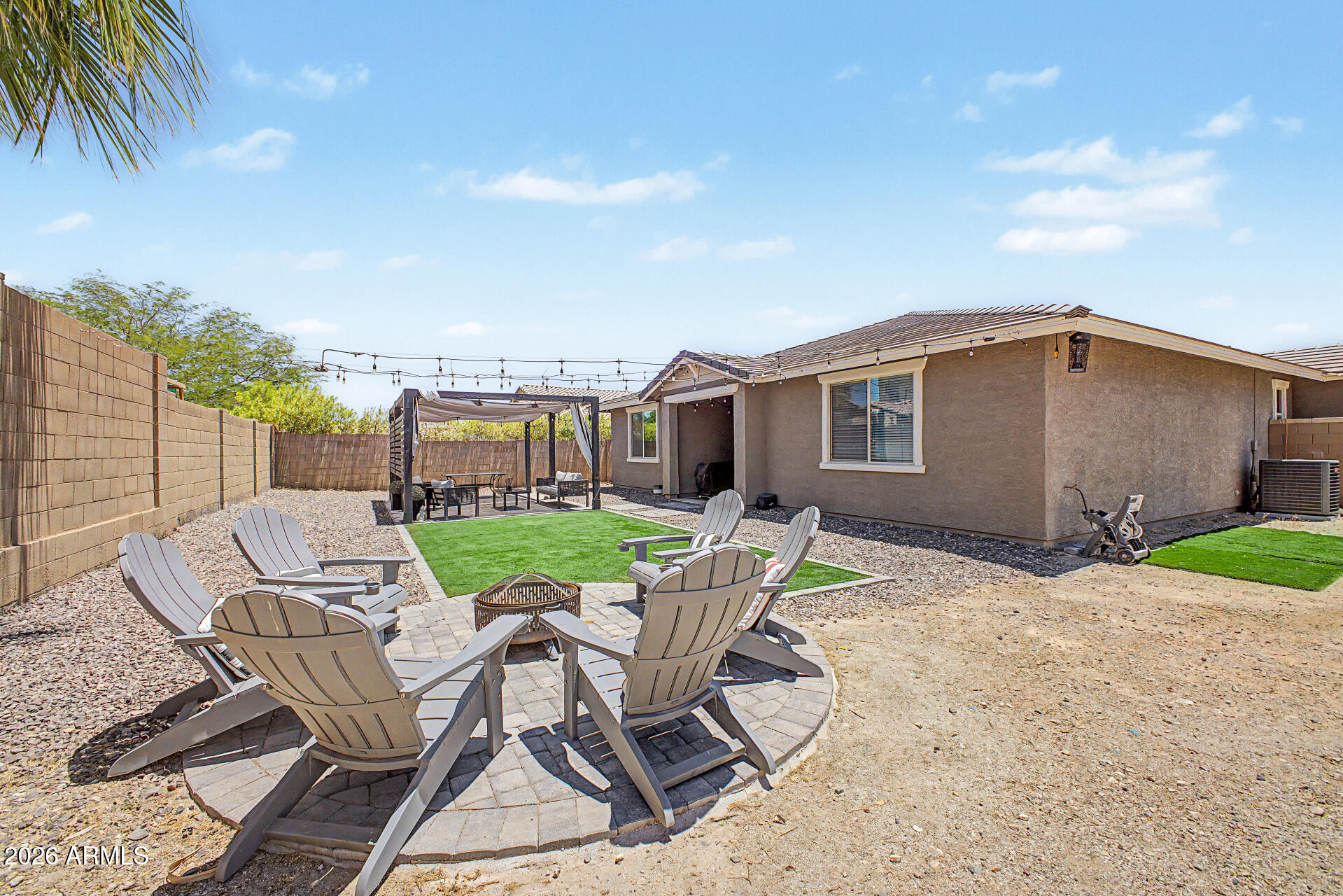 20438 W MAIDEN Lane