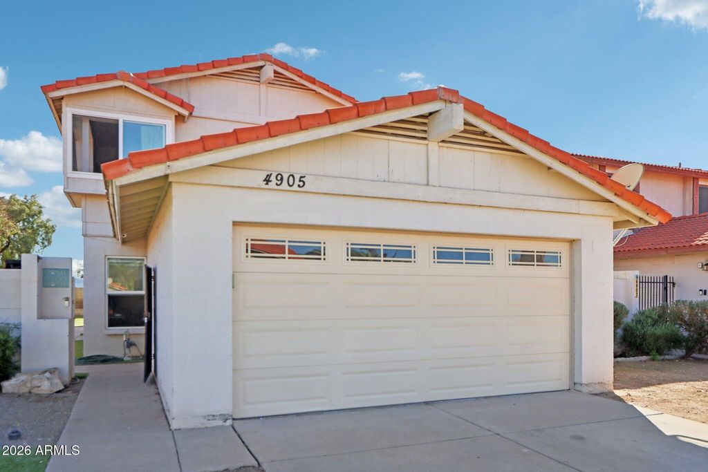 Photo of 4905 W Gelding Drive, Glendale, AZ 85306 (MLS # 6987707)