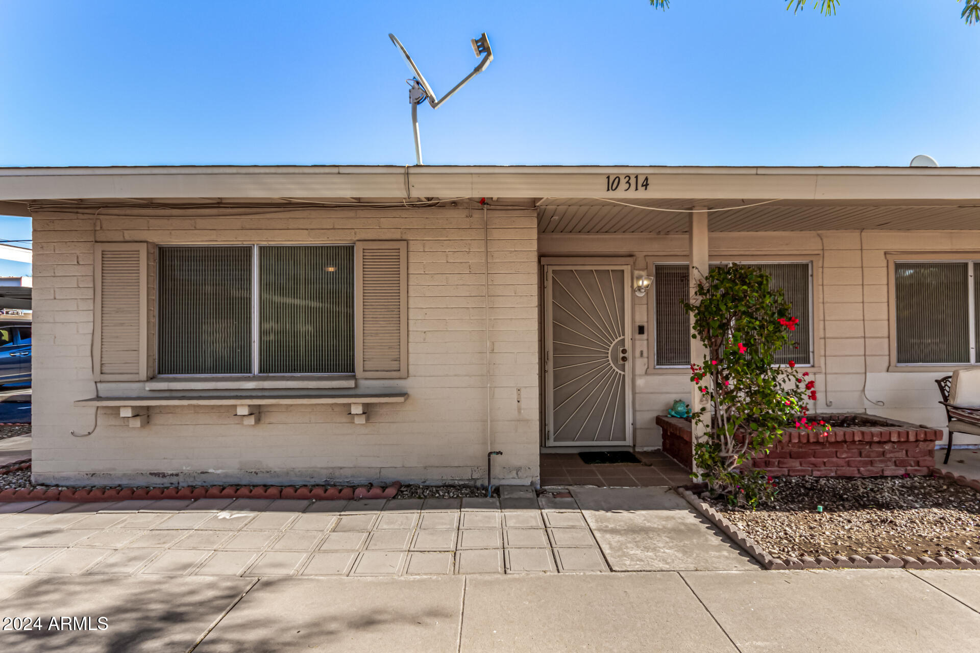 10314 W DEANNE Drive