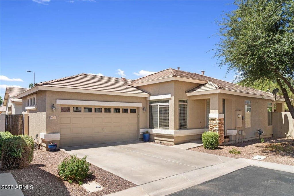 Photo of 1212 S Roger Way, Chandler, AZ 85286 (MLS # 7048798)