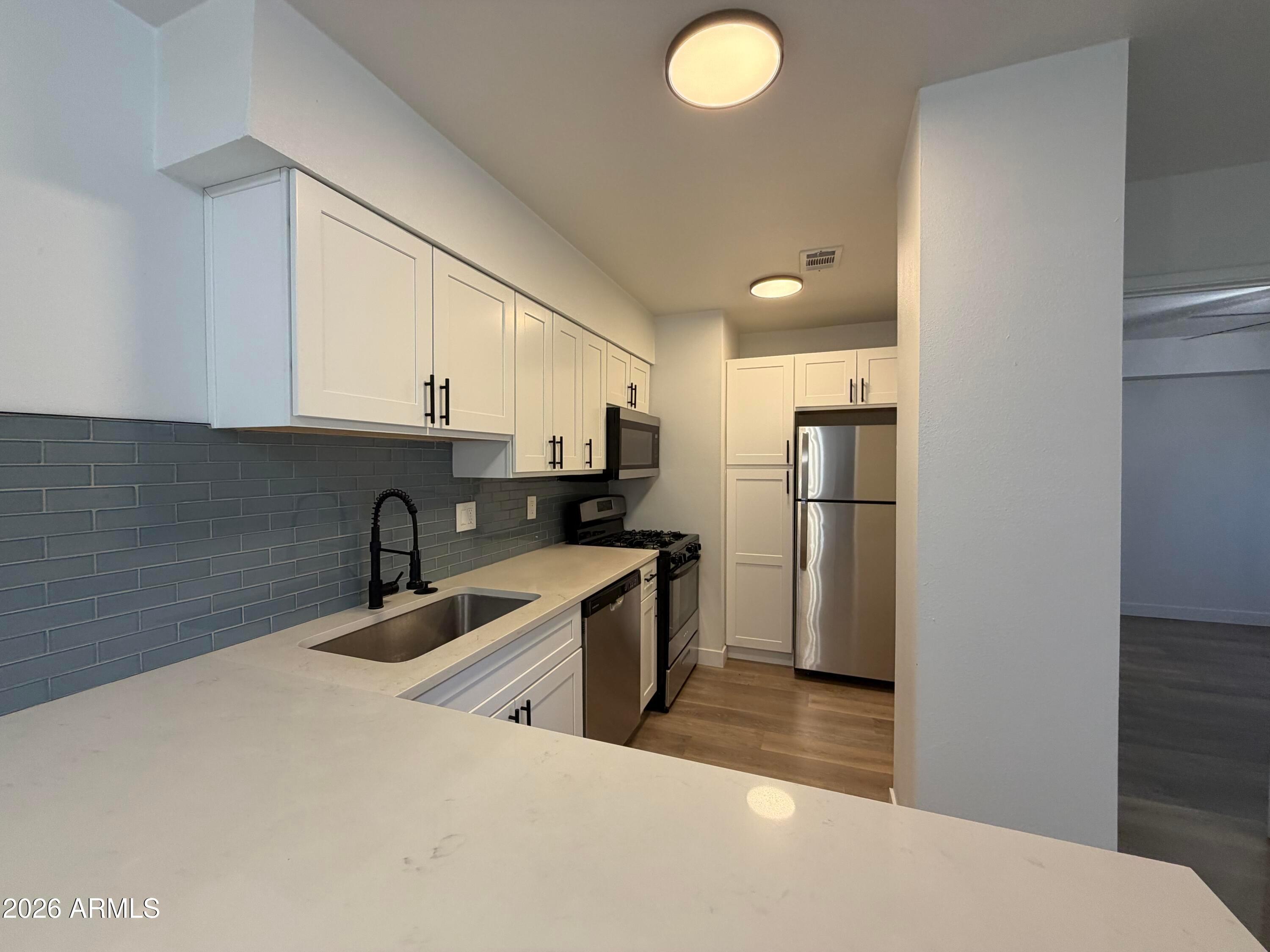 302 E Monte Vista Road C8