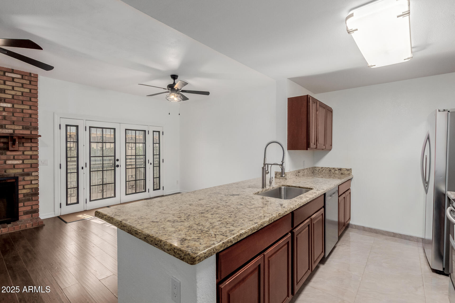 4114 E UNION HILLS Drive 1233